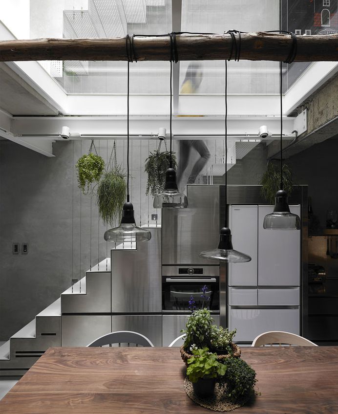 Taipei House Clad in Metal - InteriorZine