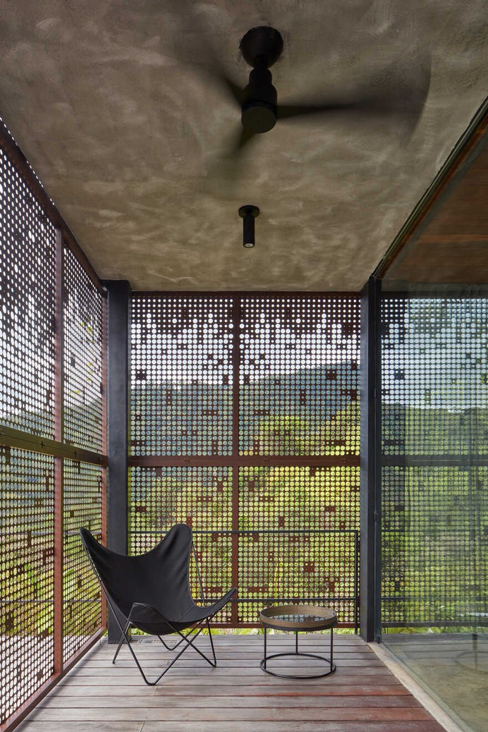 steel facade, Formafatal