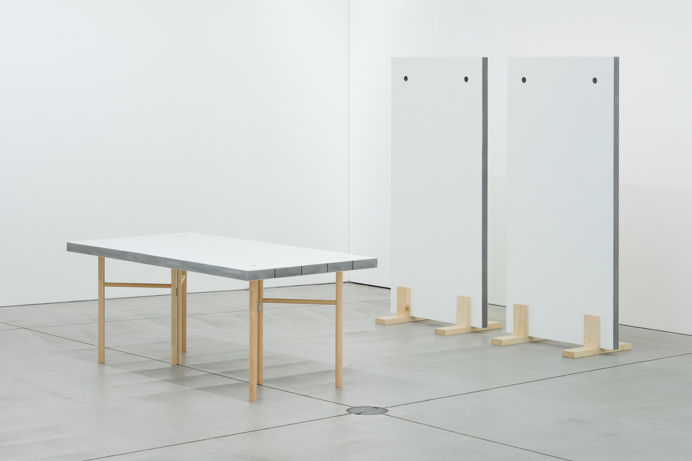 Sponge Table