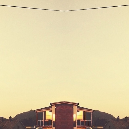 viewer-21.jpeg 612×612 pixels #urban #dusk #mirror #roof #sunset