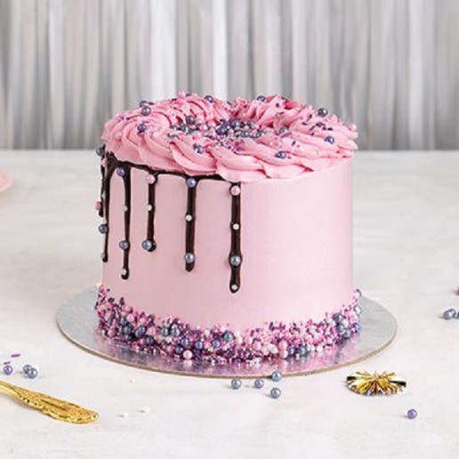 Send cake to Australia from our exquisite collection & be assured of a proper delivery timeline. For the ones who remember the last minute, all is not lost, we also offer the Same day cake delivery to Australia!
