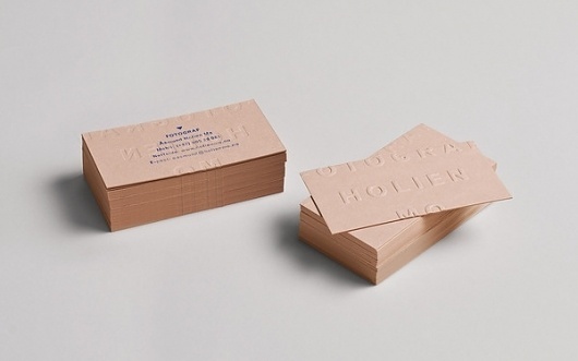 Fotograf Holien Mo on the Behance Network #cards