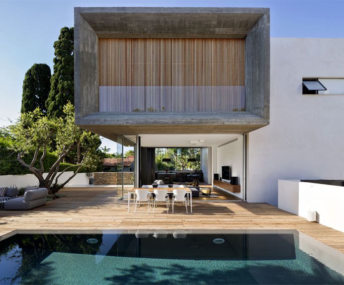 House with Simple Clear-lined Rectangular Volumes - InteriorZine