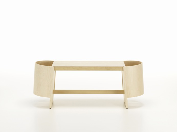 Kiulu Bench by Koichi Futatsumata Studio