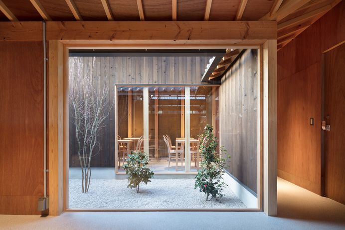 Blue Bottle Coffee Kyoto Cafe by Schemata Architects