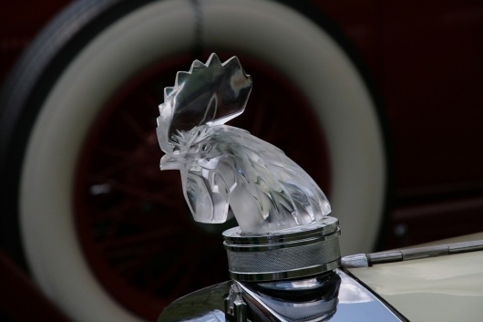 Meadowbrook 2009: Hood Ornaments -- Autoblog #automobile #ornament #chicken #hood #car