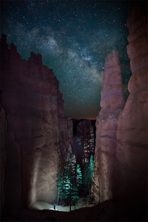 Smithsonian Magazine Announces 10th Annual Photo Contest Finalists #night #mountains