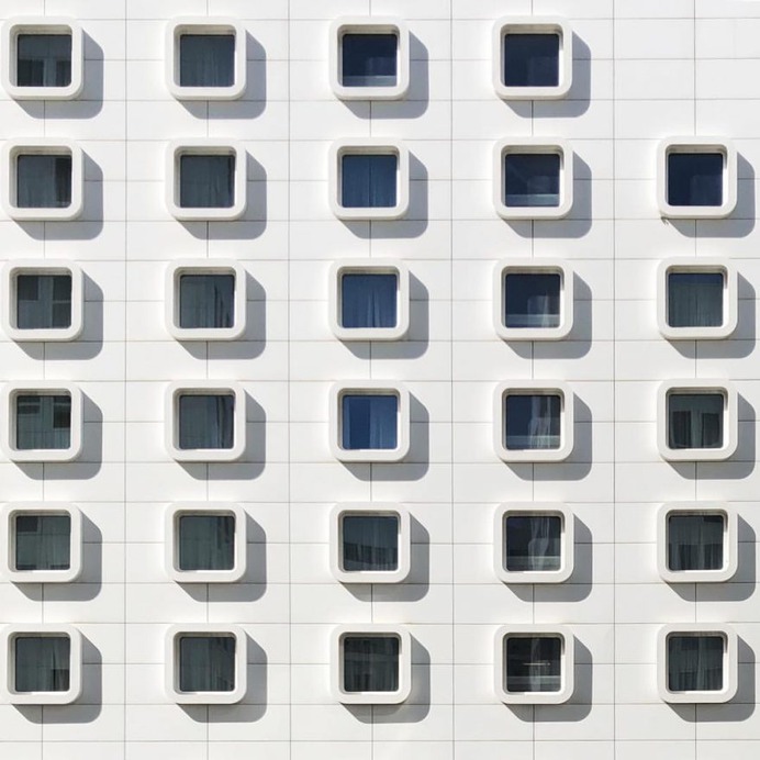 Minimalist and Colorful Architecture Photography by ️Jan Köhler