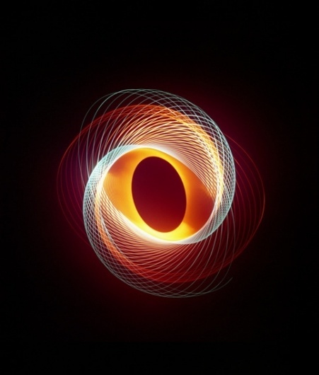 PHOTO_8092127_126249_20946931_ap.jpg (483×567) #lindstrom #rotation #effect #photography #light