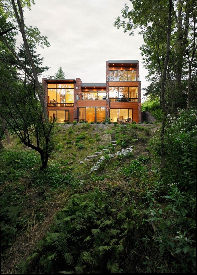 Augusta House by Sixteen Degree Studio 14