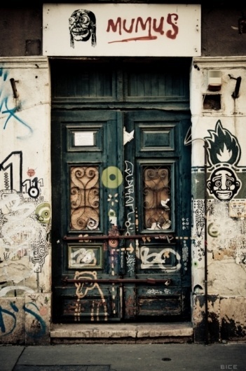 Merde! - Photography #art #street