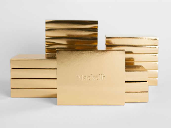 mackelli nail spa branding gold minimal La Tortilleria monterrey mexico mindsparkle mag design best fashion style nail pedicure gold golden