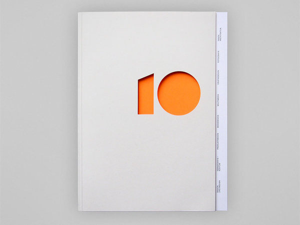 Abschlusskatalog 10 | Slanted Typo Weblog und Magazin #identity #book #die cut