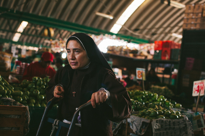 Central_de_Abasto-20.jpg #market #mexico #city #nun #street