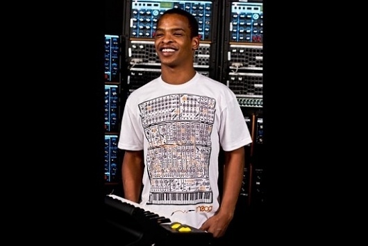 Polera Moog Modular | Alvaro Farfan — Portafolio y Blog #moog #shirt