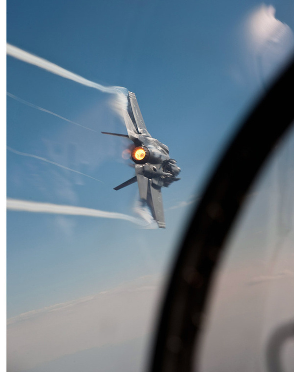 This Intense Real Life F 35 Picture Looks Like an Iron Man Frame #amazing #jet #photography #f35