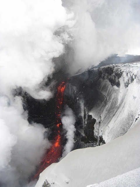 volcano ash mountain