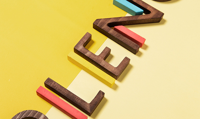 Free as a Bee #wood #type