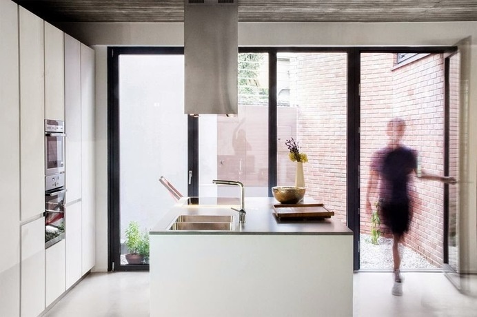 UV House by OASI Architects #design #interiors