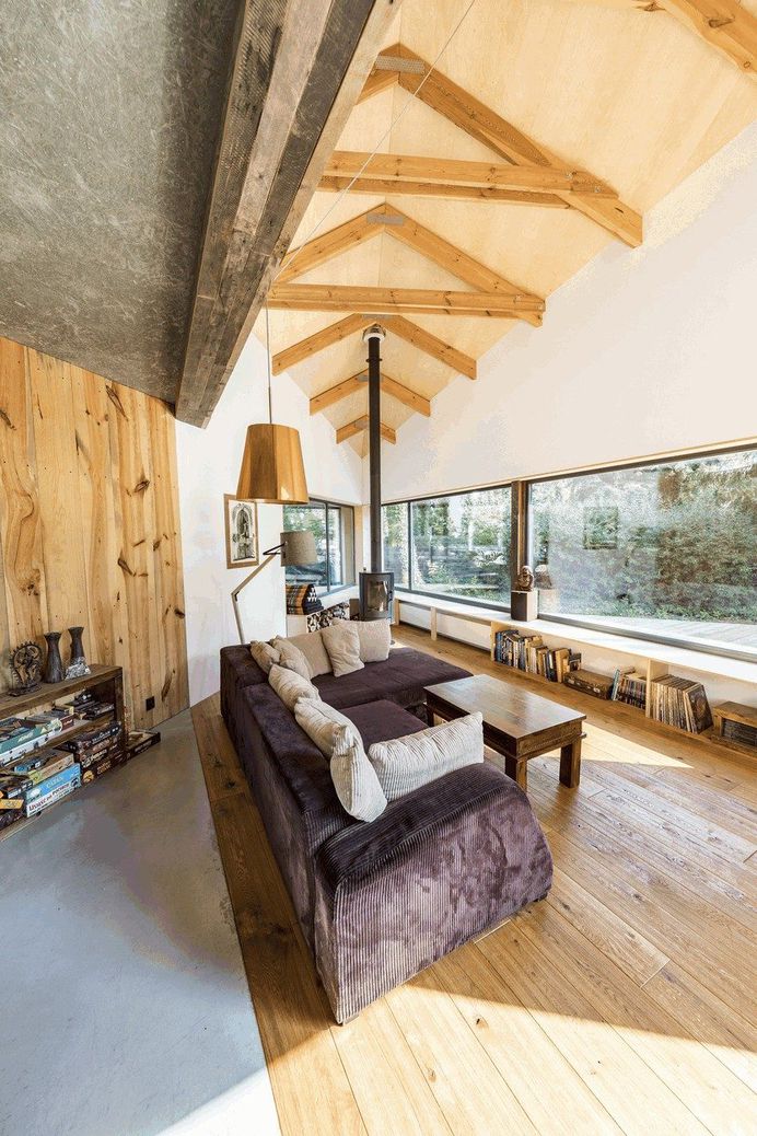 Two-Bedroom Residence Showcasing an Asymmetrical Geometry 11