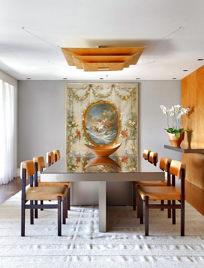Minimalist interior design with a rigorous aesthetic