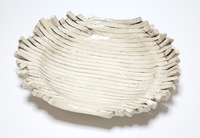 #Lined plate #ceramic