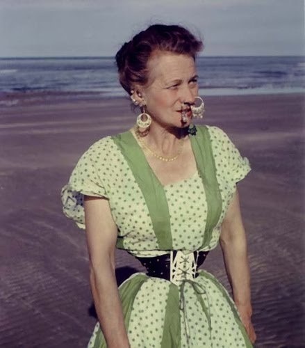 Ethel Granger #vogue #piercing #ethel #corset