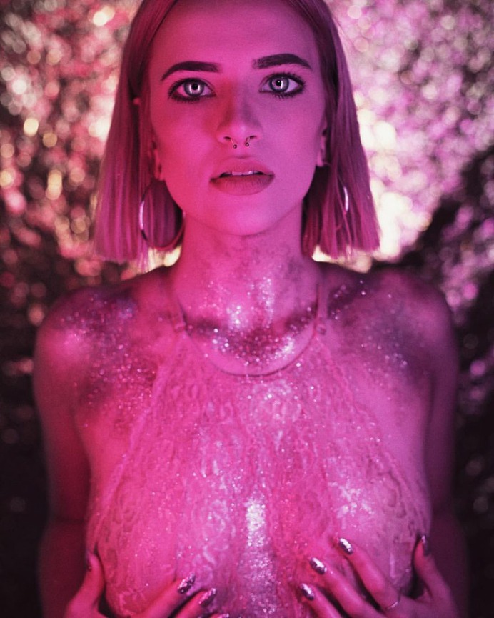 Moody Female Portrait Photography by Konrad Matka Komorowski