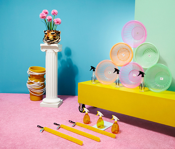 Photography: Catherine Losing and Anna Lomax celebrate Cuban shop windows #installation #shop #photography #art #window