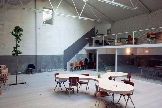 Abandoned Garage became Madrid's Hub Offices | Interiors Design #interior #wood #design #renovation