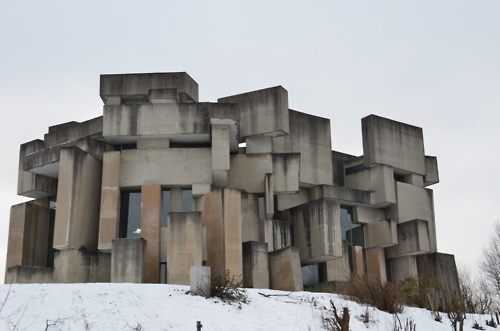 Fritz WotrubaDie Kirche Zur Heiligsten DreifaltigkeitWien #fritz #concrete #war #brutalism #cold #architecture #wotruba