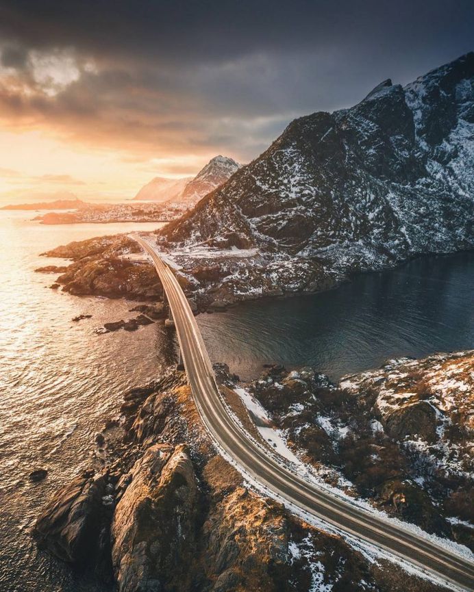 Stian Klo Captures The Most Beautiful Places in Lofoten Islands