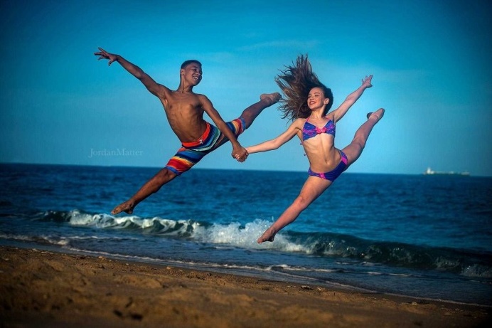Tiny Dancers Among Us: Jordan Matter Captures Amazing Photos of Dancing Kids
