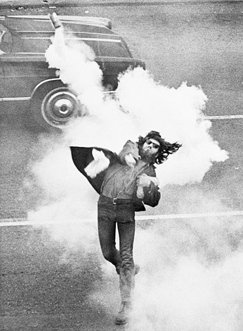FFFFOUND! | 102d21f2d8f688f2208fb3c010eff3e1.jpg » fukung.net : Dance funny man. Dance! #screen #print