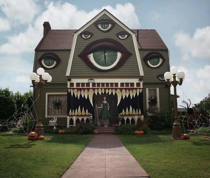 Pre-Halloween Conceptual Photos by Christine McConnell
