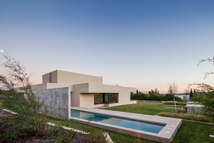 Imposing Modern Residence Near Lisbon, Portugal: Belas House #architecture #modern