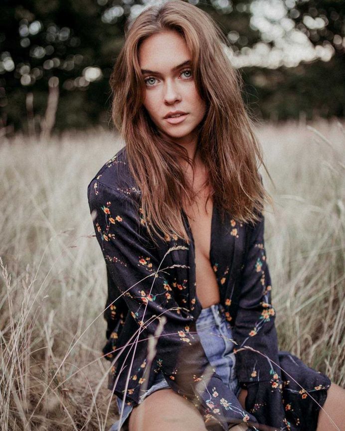 Gorgeous Beauty and Lifestyle Female Portraits by Tim Davison