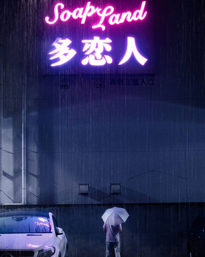 Stunning Cyberpunk and Futuristic Street Photography by Adrian Martinez