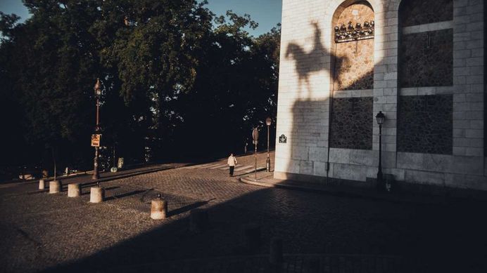 Cinematic Paris: Striking Street Photography by Stijn Hoekstra