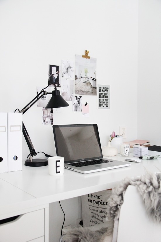 LITTLE PINK DO TO #white #office #home #desk #workspace