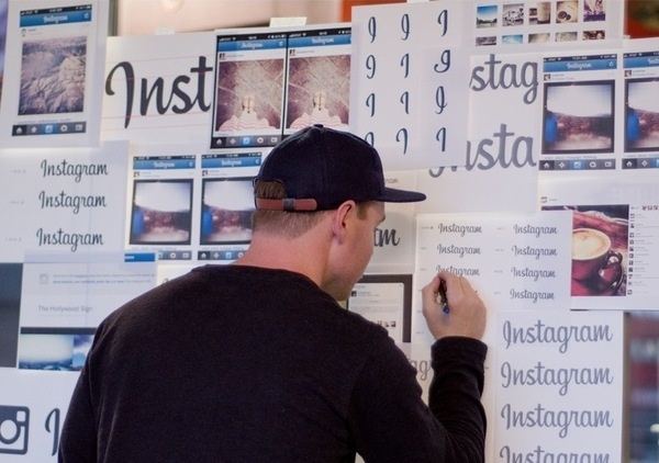 Designing the Instagram Logo #lettering #designer #instagram #graphic #logo #typography