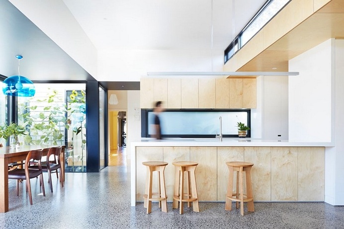 Pod House – Extension and Renovation by Nic Owen Architects