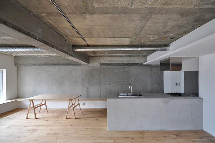 House in Edobori by Yasunari Tsukada Design