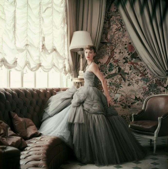 vintage everyday: A Rare Look Into The World of Christian Dior from 1950s #fashion #dress #vintage