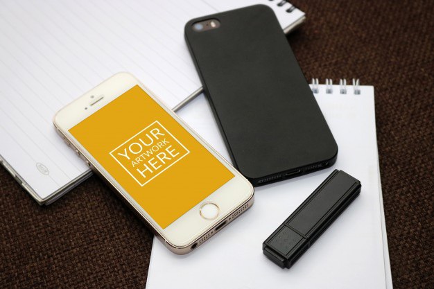 Spiral notepad with smartphone and flash drive Free Psd. See more inspiration related to Mockup, Business, Menu, Technology, Wood, Template, Paper, Phone, Table, Mobile, Telephone, Notebook, Smartphone, Stationery, Corporate, Desk, Communication, Branding, Connection, Wooden, Display, Brand, Page, Screen, Cellphone, Smart, Notepad, Touch, Device, Lifestyle, Sheet, Object, Blank, Empty, Mock, Flash drive and Touchscreen on Freepik.