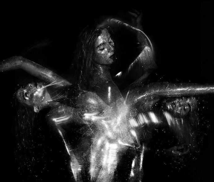 Conceptual and Fine Art Portrait Photography by Natalia Risheq