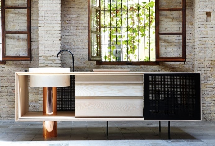 Mut Design created a mobile kitchen for Miras Editions - www.homeworlddesign. com (2) #furniture #kitchendesign