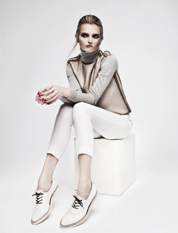 Anna Zakusilo for Stolnick Magazine #fashion #photography