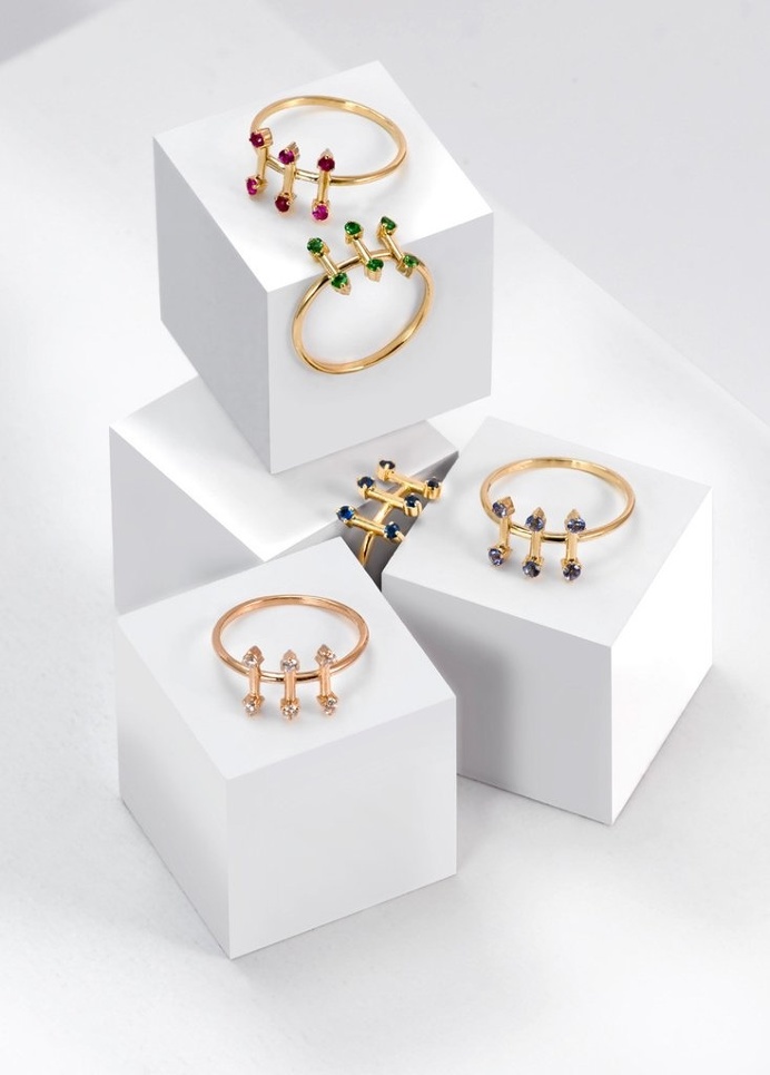 Parallèle Rings by SMITH/GREY #ring #jewellers #jewelry #rings #finejewellery #gemstones #gold #cubes #setup #artdirection #fashion
