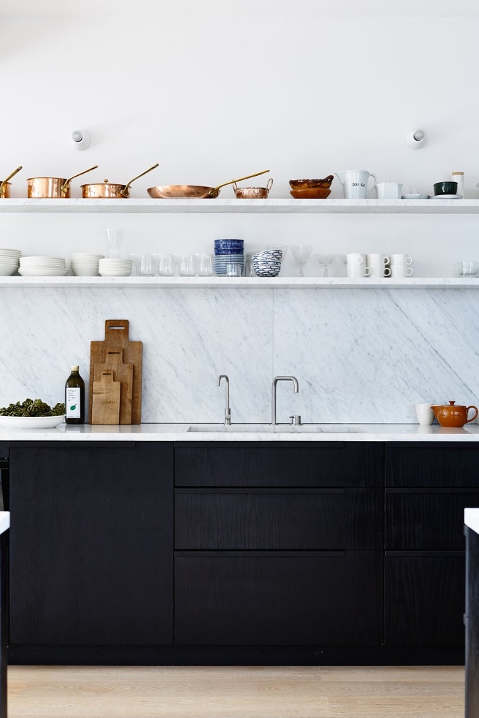 #Blackandwhite #kitchen. #StVincentPlaceHouseII by #OConnorAndHouleArchitecture. Photo by #DerekSwalwell. #marblebacksplash #kitchencabinet